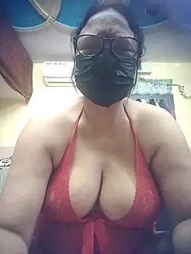 thehotlady online show from 06.06.26