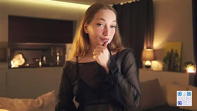 Snapshot of DimpledPoke chatting on 12.03.25 DimpledPoke online show from 12.03.25