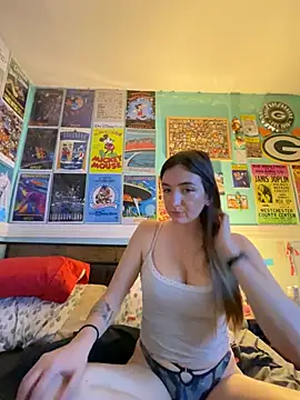 Snapshot of kaybabyx4 chatting on 04.11.26 kaybabyx4 online show from 04.11.26