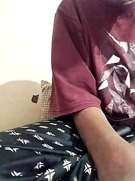 Snapshot of Rapunzal chatting on 11.07.25 Rapunzal online show from 11.07.25