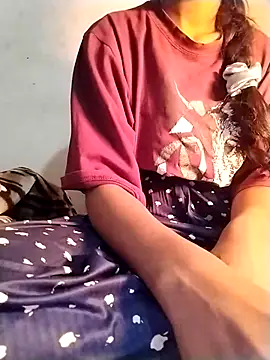 Snapshot of Rapunzal chatting on 11.30.25 Rapunzal online show from 11.30.25