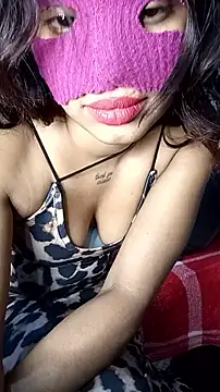 Snapshot of Ceylon_couple chatting on 11.22.25 Ceylon couple online show from 11.22.25