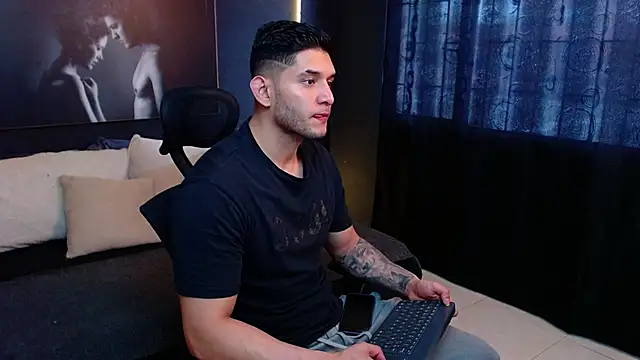 RichardMilleer online show from 10.04.25