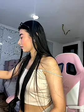 Isabella Montoya online show from 09.17.25