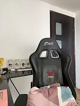 Isabella Montoya online show from 09.25.25