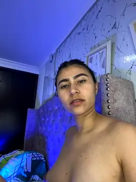 Isabella Montoya online show from 11.15.25