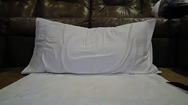 Snapshot of kinkyteenjt chatting on 04.30.26 kinkyteenjt online show from 04.30.26
