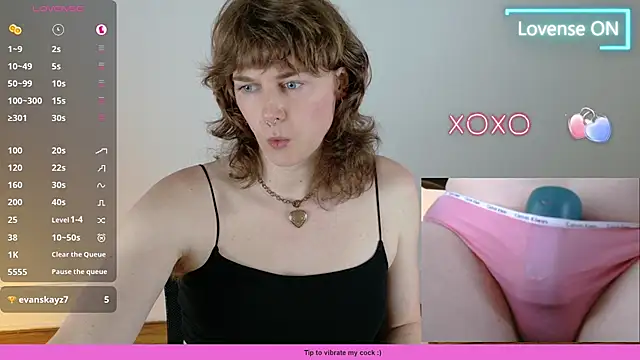 Snapshot of tsellieryder chatting on 03.08.26 tsellieryder online show from 03.08.26