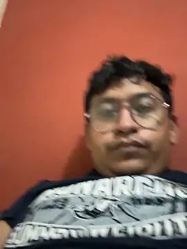 Snapshot of dannybs05 chatting on 09.17.25 dannybs05 online show from 09.17.25