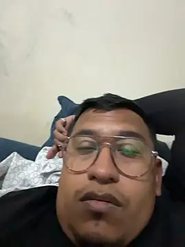 Snapshot of dannybs05 chatting on 11.11.25 dannybs05 online show from 11.11.25