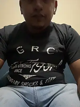 Snapshot of dannybs05 chatting on 11.17.25 dannybs05 online show from 11.17.25