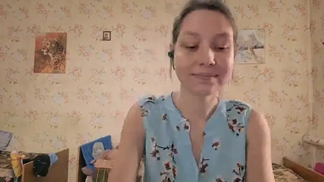 QutieDaSweet online show from 10.06.25