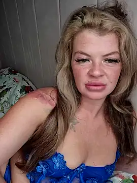 Snapshot of Just_peaches_not_cream chatting on 09.28.25 Just peaches not cream online show from 09.28.25