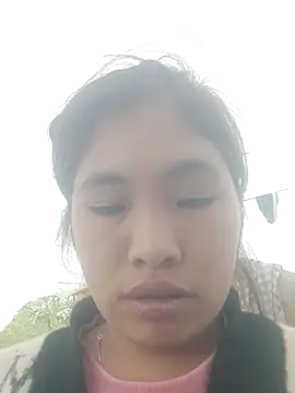 Luyen004 online show from 11.19.25