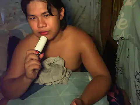 Huntrix2025 online show from 10.18.25