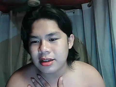 Huntrix2025 online show from 01.06.26