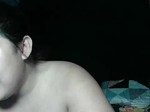 Snapshot of Huntrix2025 chatting on 05.24.26 Huntrix2025 online show from 05.24.26