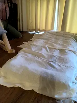 Snapshot of Mia_Winters chatting on 11.22.25 Mia Winters online show from 11.22.25