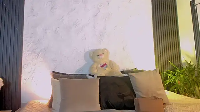 Snapshot of joselin_rouse chatting on 10.09.25 joselin rouse online show from 10.09.25