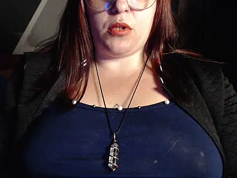 Snapshot of ayraboss chatting on 11.14.25 ayraboss online show from 11.14.25