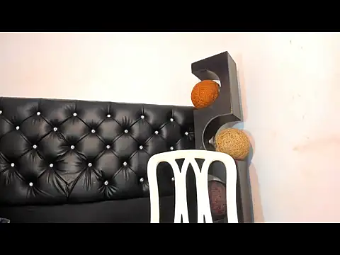 valeriapinkxx online show from 04.08.26