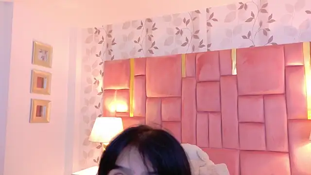 Snapshot of LaylaaDoll chatting on 07.01.26 LaylaaDoll online show from 07.01.26