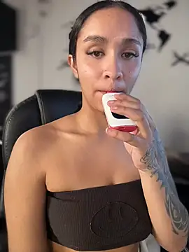 Isabella-Teen online show from 05.08.26