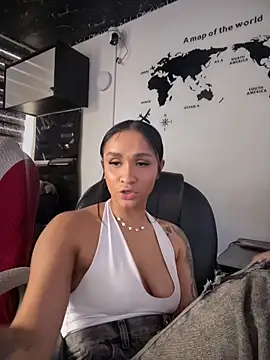 Isabella-Teen online show from 05.31.26