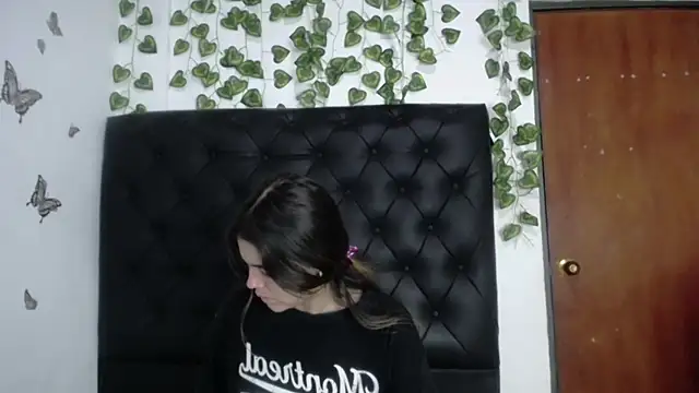 isabel 09 online show from 04.20.26