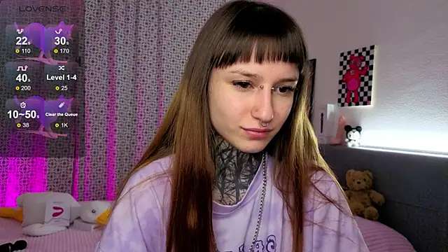 LilithPoison online show from 12.14.25