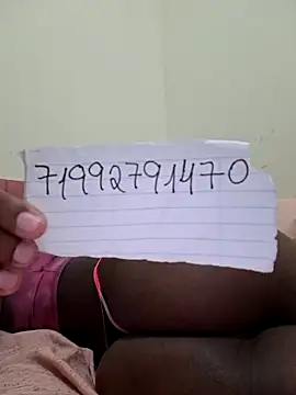 Snapshot of negaa25 chatting on 10.13.25 negaa25 online show from 10.13.25