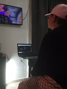 agnesvela online show from 04.10.26