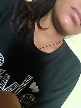 Aaisha-16 online show from 06.06.26