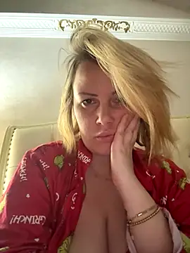 Piccolamonella29 online show from 11.23.25