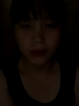 Snapshot of huong-18 chatting on 10.23.25 huong-18 online show from 10.23.25