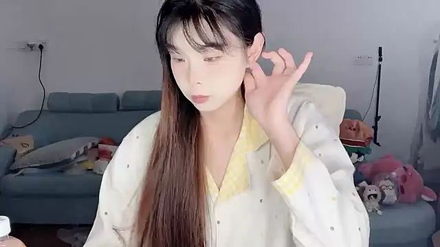 Akong11 online show from 04.04.26