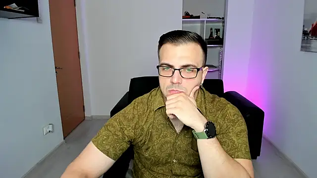 Snapshot of Jace_Thorne chatting on 09.29.25 Jace Thorne online show from 09.29.25