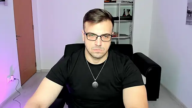 Snapshot of Jace_Thorne chatting on 09.30.25 Jace Thorne online show from 09.30.25