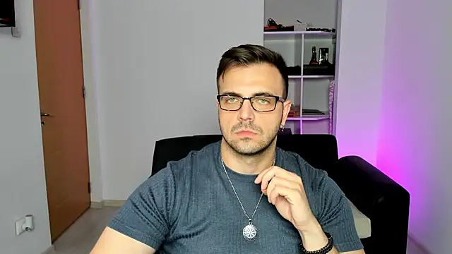 Snapshot of Jace_Thorne chatting on 10.02.25 Jace Thorne online show from 10.02.25