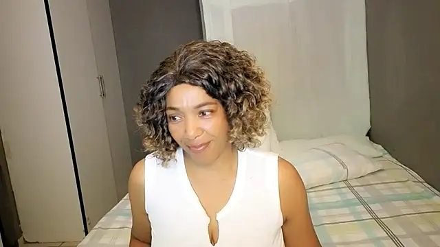 Lillyan N online show from 02.25.26