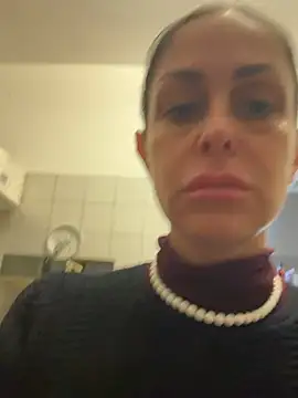 Snapshot of ainaht chatting on 02.12.26 ainaht online show from 02.12.26