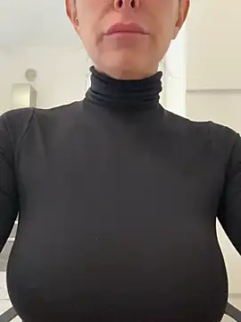 Snapshot of ainaht chatting on 02.25.26 ainaht online show from 02.25.26