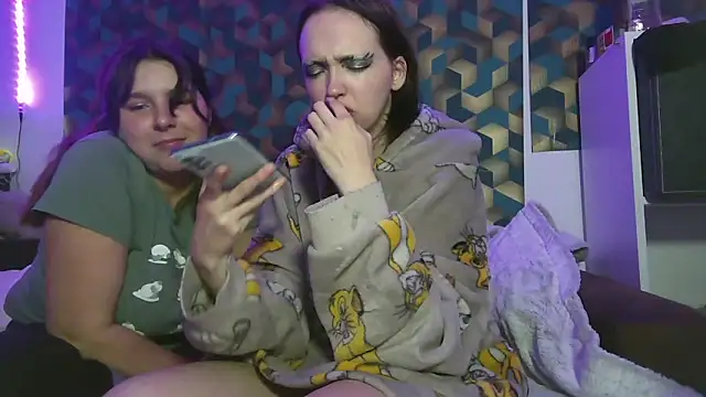 Snapshot of MaitresseMermaid chatting on 11.11.25 MaitresseMermaid online show from 11.11.25