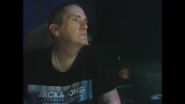 Snapshot of Sex_and_loves chatting on 11.04.25 Sex and loves online show from 11.04.25