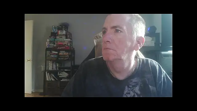 Snapshot of Sex_and_loves chatting on 11.10.25 Sex and loves online show from 11.10.25