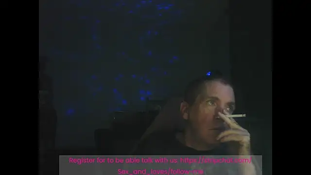 Snapshot of Sex_and_loves chatting on 11.12.25 Sex and loves online show from 11.12.25