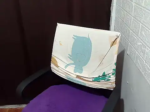 SexyCathy03 online show from 10.24.25