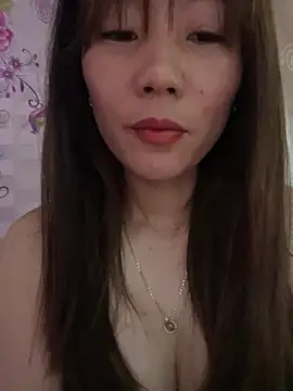 Snapshot of Moon_pusy chatting on 05.28.26 Moon pusy online show from 05.28.26