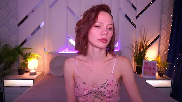 ShyySiren online show from 02.12.26