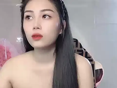 Lyly4757 online show from 11.05.25